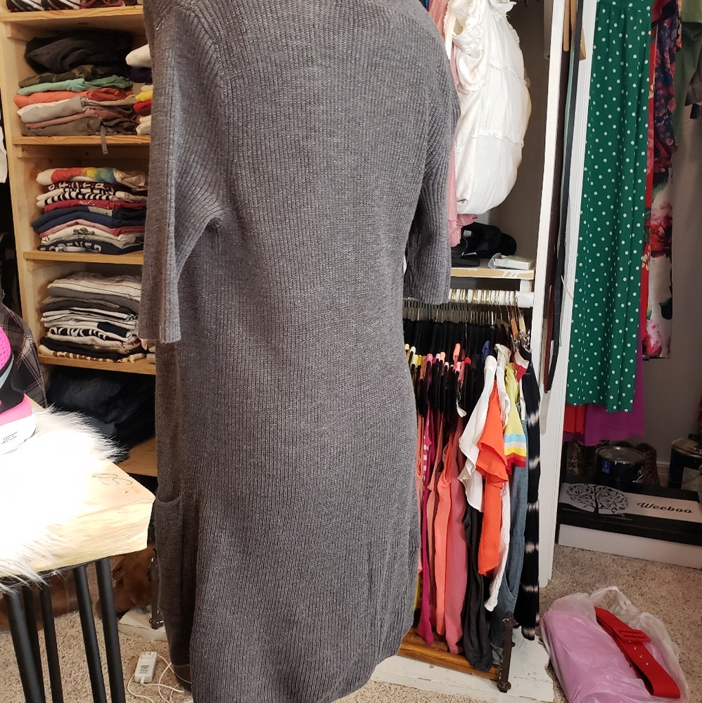 Gray Banana Republic cardigan